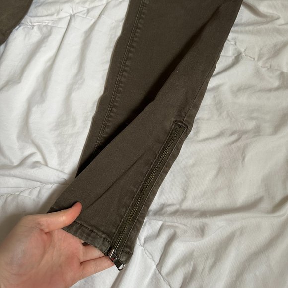 R JEANS - Green High Rise Skinny Jeans - Cargo Pants - Size 28 (8 US) - Picture 4 of 8